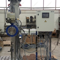 Supply of self-cleaning filters for mechanical cleaning to an oil refinery