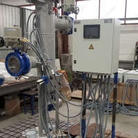 Supply of self-cleaning filters for mechanical cleaning to an oil refinery