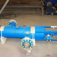 Delivery of self-cleaning mechanical filters to an oil refinery